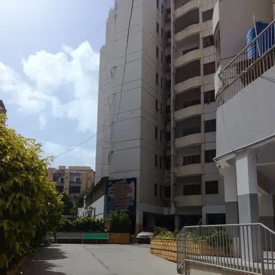 3 bed dd flat for rent