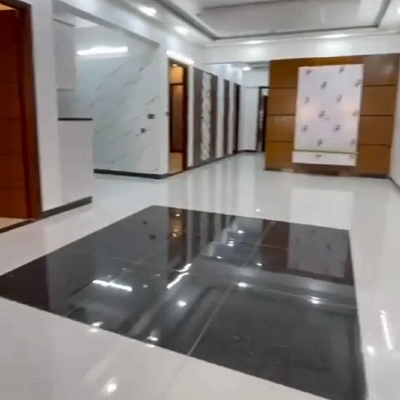 4 Bedroom drawing dining flat for sale 