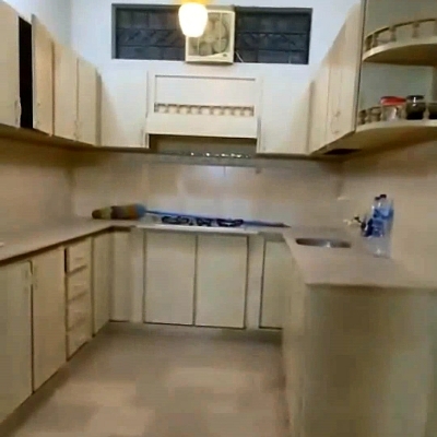 3 Bedroom drawing Lounge portion for rent 