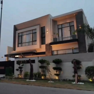 1000 Sqyd Brand New  house for sale