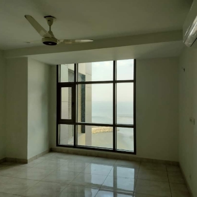 Emaar the views Flat For Sale 